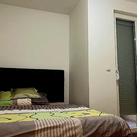 Hollywood Apartman Bjeljina Apartman Bijeljina